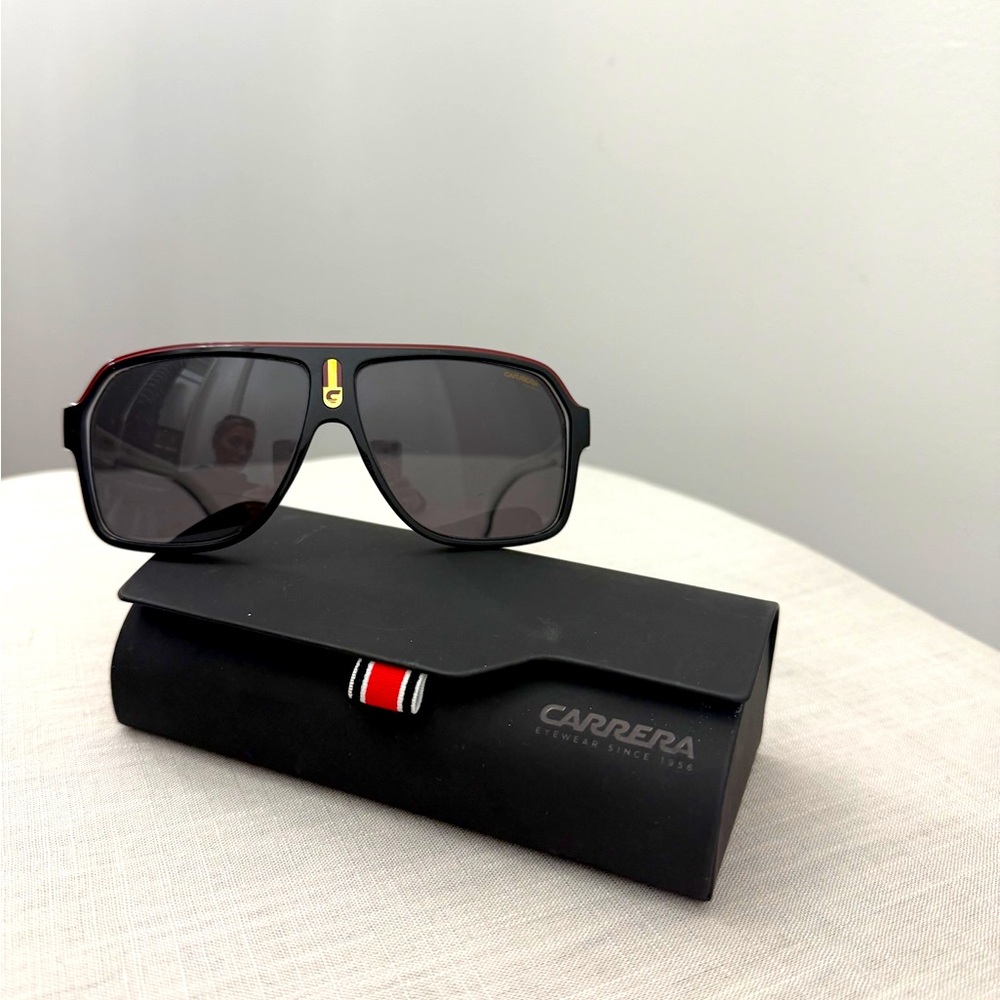 Carrera Classic Sunglasses – Iconic Style, Unmatched Performance